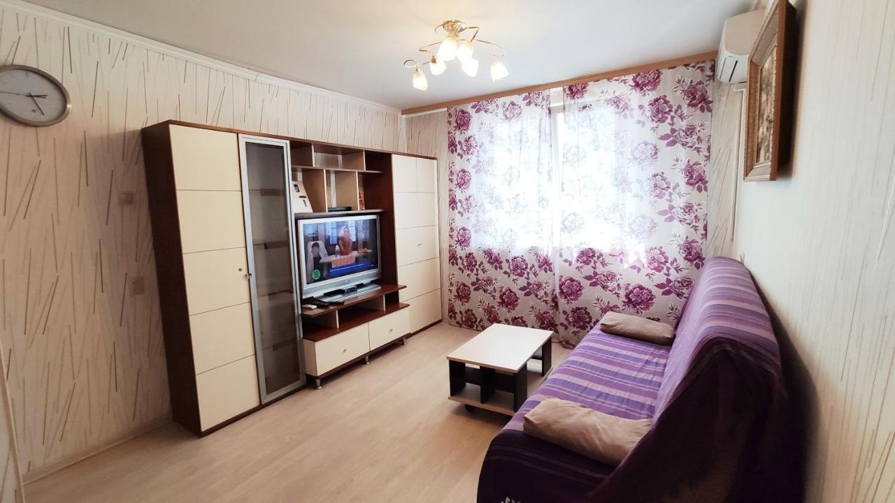 Apartments Holiday House Togliatti Exterior foto