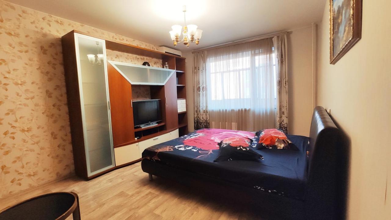 Apartments Holiday House Togliatti Exterior foto